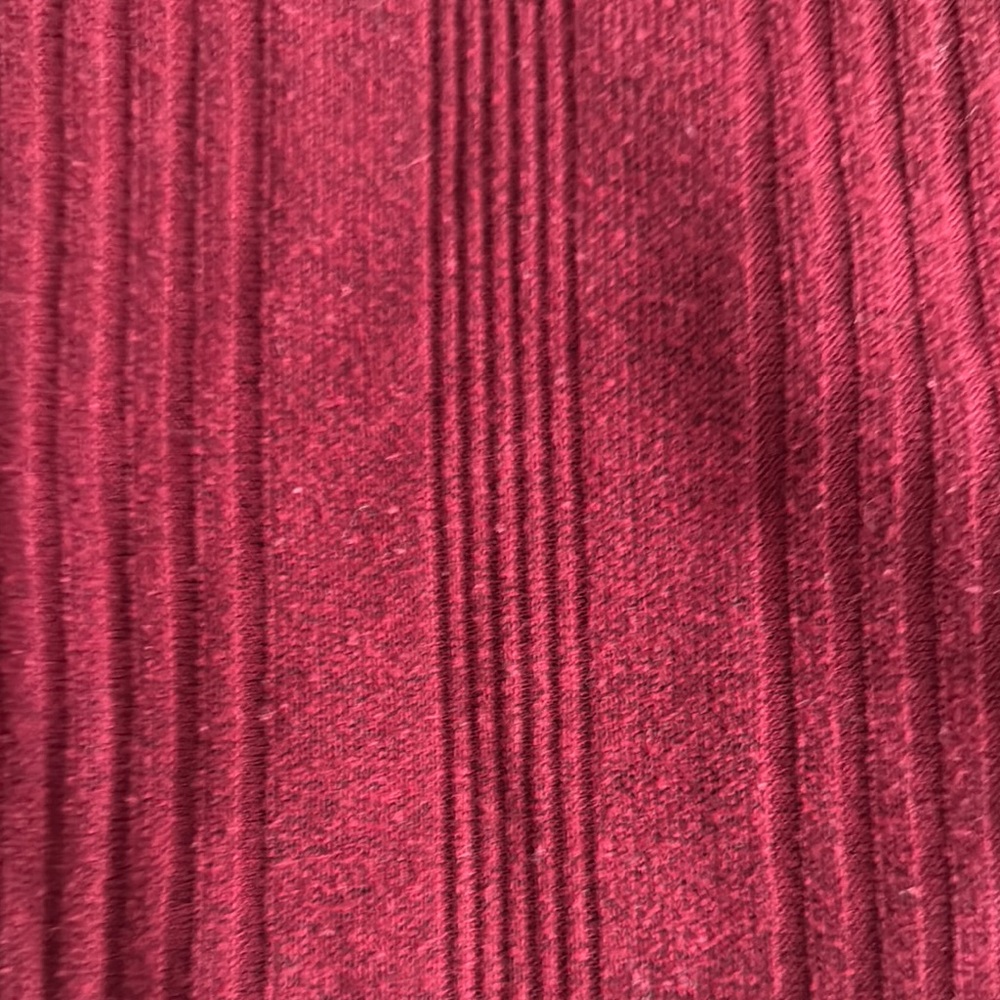 Red Ribbed Fitted Blouse - Picture 4 of 4